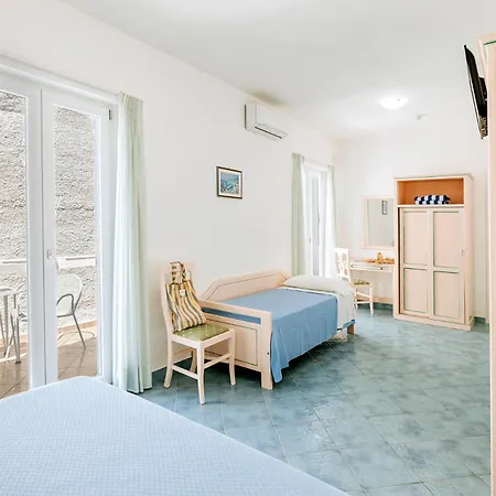 Hotel Villa D'Orta-2